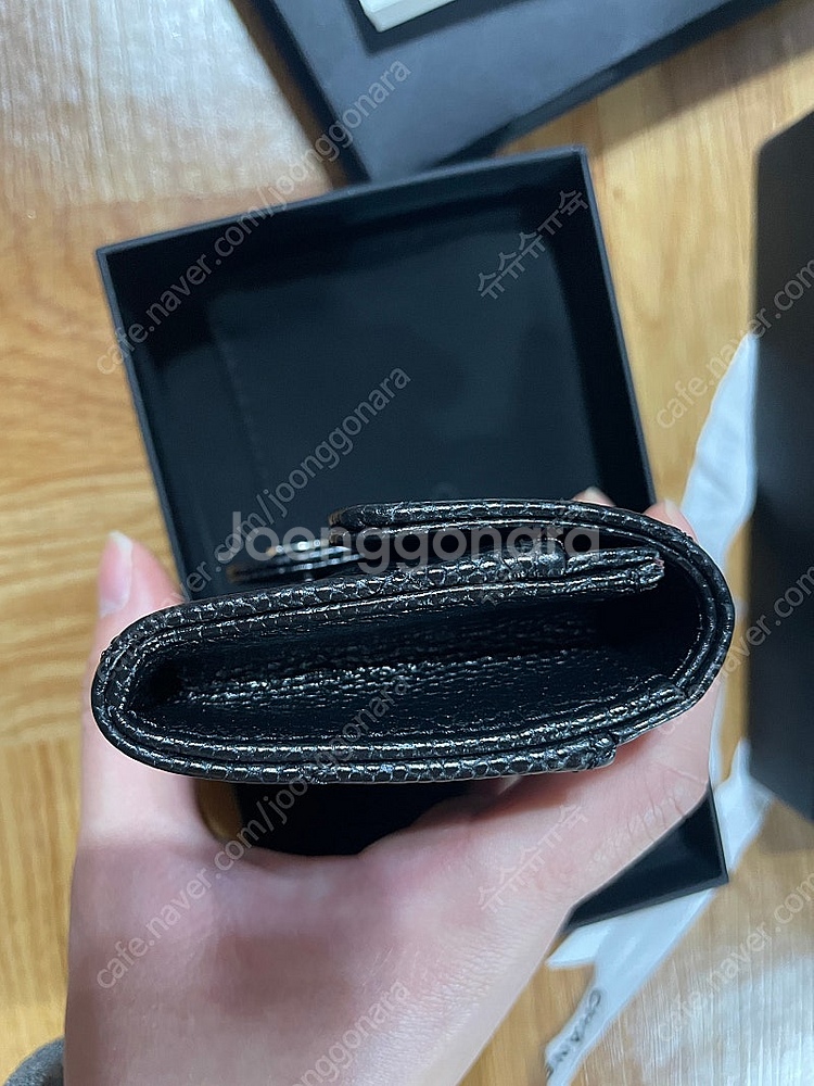 새상품 샤넬 클래식 똑딱이 클똑 카프스킨 은장 블랙--5