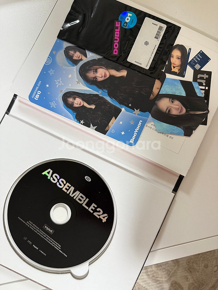 트리플에스 tripleS 친필 사인 앨범(정규 1집 A...--1
