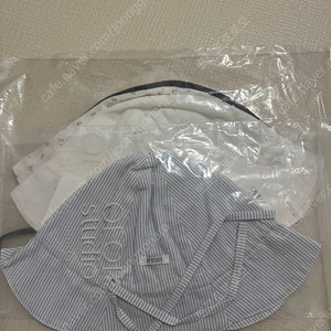 [새상품]오프오프스튜디오 베이비햇 M(블랙, 스트라이프)