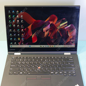 레노버 씽크패드 Lenovo Thinkpad X1 Yoga 카본  i7 판매합니다.