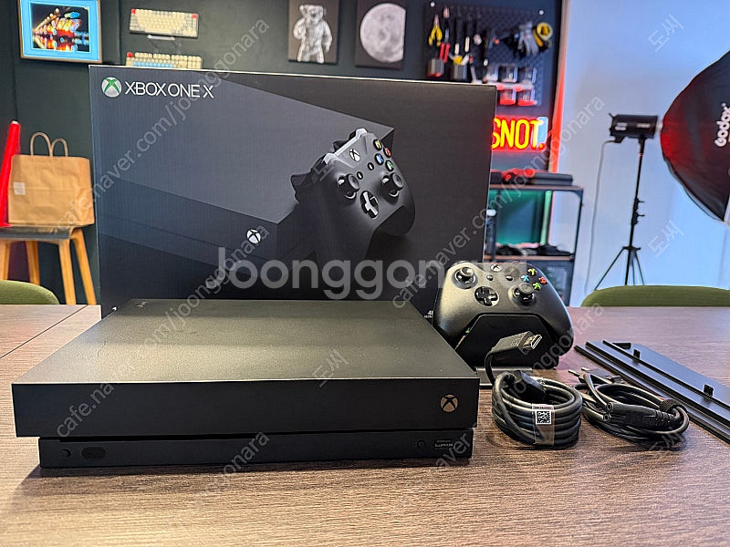 국내 정식 발매 XBOX ONE X(SSD 2TB)--0