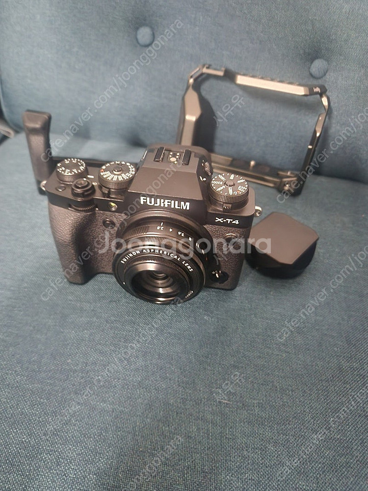 후지 X-T4 블랙 바디. 박스 풀 및 케이지, 그립 ...--1