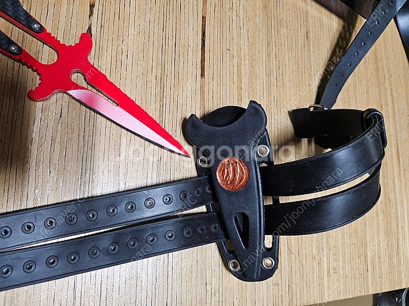 APNEA9CARB 맥이탈리아 카본 / 티타늄 수중 나이프.--0