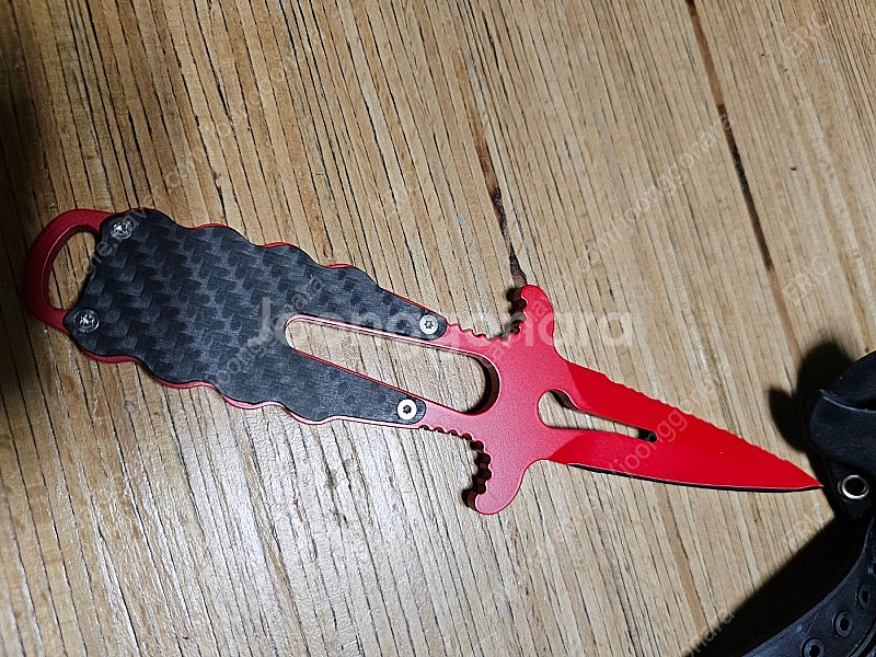 APNEA9CARB 맥이탈리아 카본 / 티타늄 수중 나이프.--1