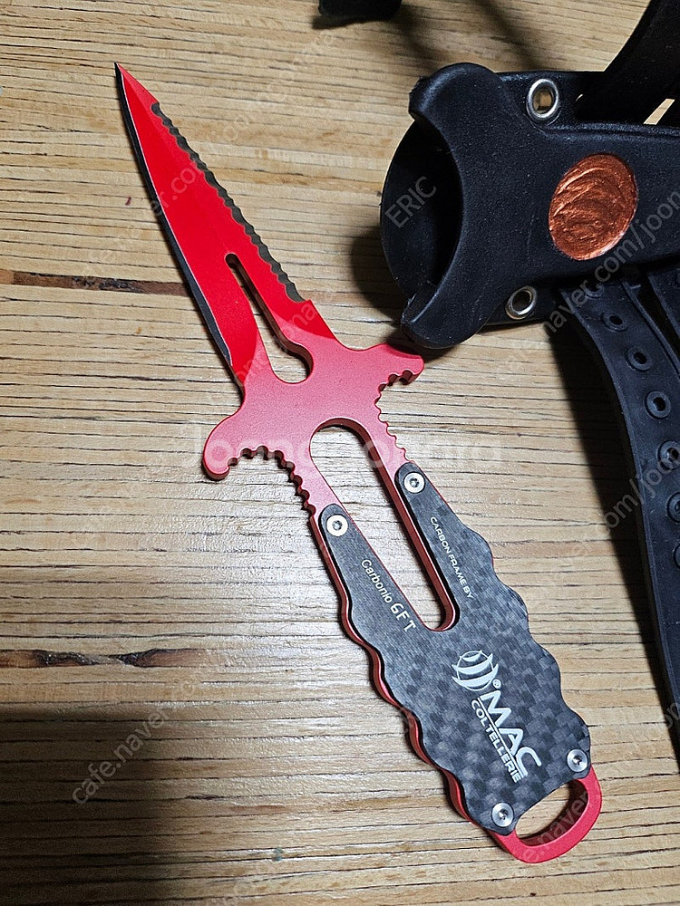 APNEA9CARB 맥이탈리아 카본 / 티타늄 수중 나이프.--3