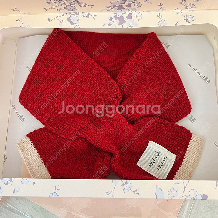 밍크뮤 24FW 빨강 니트 목도리 새제품 선물포장 쇼핑...--0