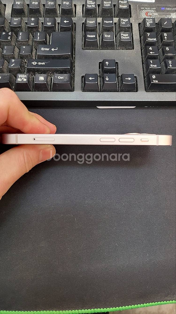 아이폰13미니 핑크 128GB 상태좋은중고32만팝니다.--6