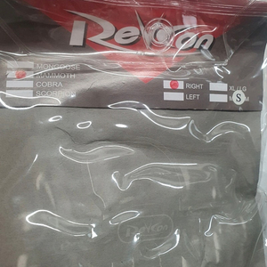 볼링 revcon 아대 팝니다.
