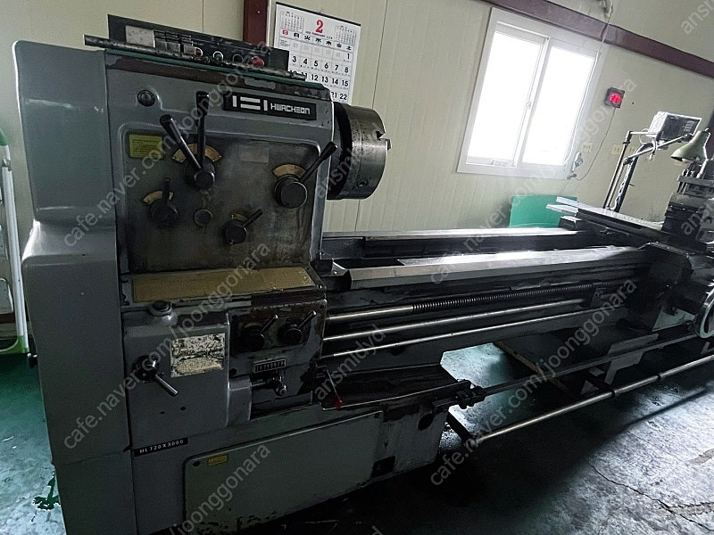 화천기계 범용선반 HL 720 X 3000 (2012년식) 공작기계 디지털스케일2축 포함 이미지