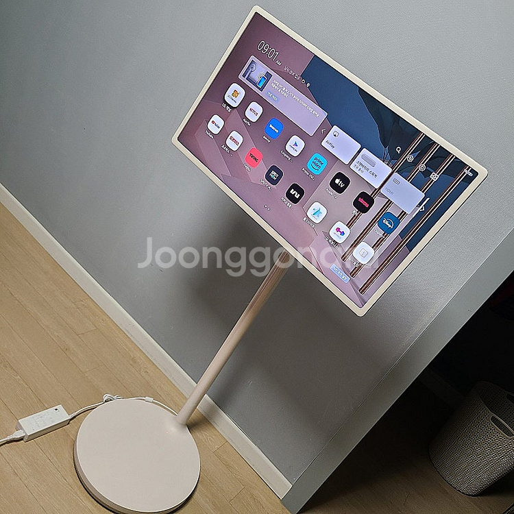 LG 스탠바이미 엘지 팝니다--0