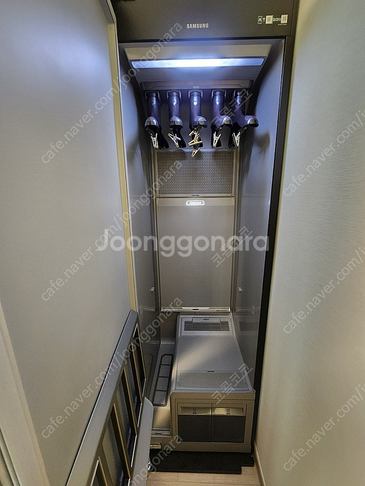 삼성 비스포크 에어드레서 5벌 DF10A9500CG 팔...--1