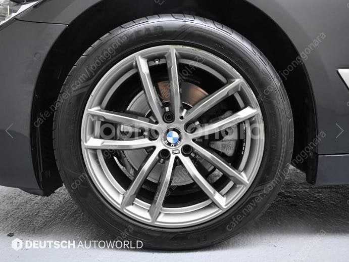 @17년식 5시리즈(7세대) 520d xDrive M스...--5