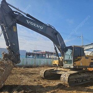 볼보 EC300D 2015년식 10 궤도형 중고굴삭기
