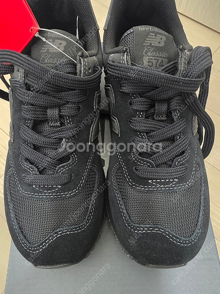 뉴발란스 574 트리플블랙 ML574EVE 240 새제품 공홈구매 10만5천원--2