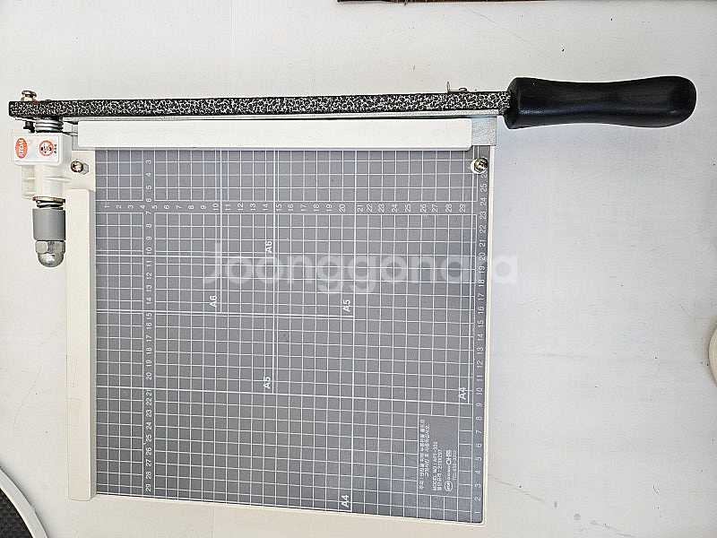 아톰 문서재단기 a4 APT-300 모델--1