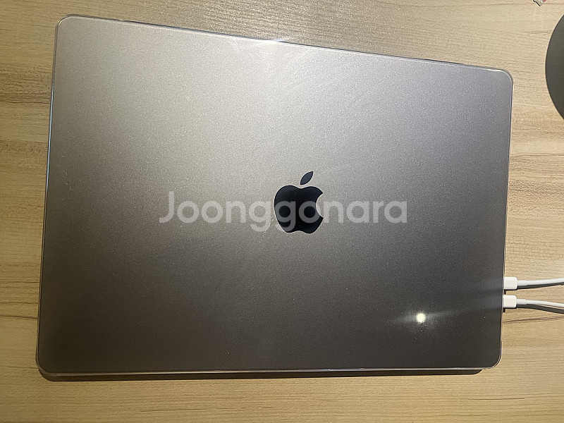 맥북m3 15인치 8기가 512 (8gb 512) 판매...--0