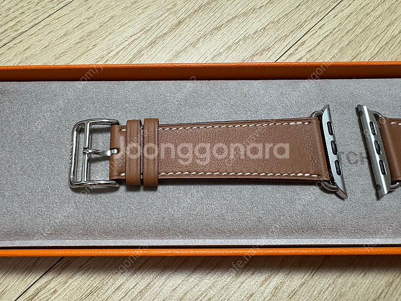 애플워치 45mm용 에르메스 골드 스위프트 카프스킨 싱...--1