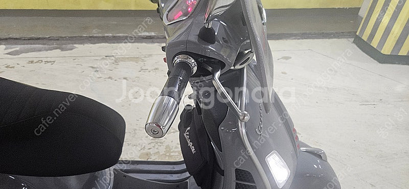 베스파 GTS 300--2