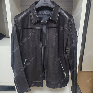 느와르라르메스 standard blouson 판매합니다