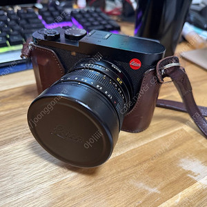 명품 카메라 라이카 Q2 Leica 판매 합니다.