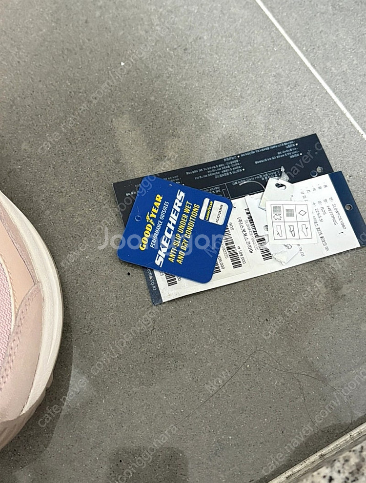 스케쳐스 글로벌 조거 225핑크 탹제거 새상품--4