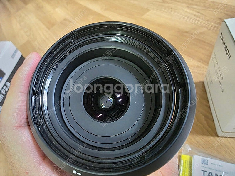 탐론 20mm f2.8 단렌즈 팝니다(소니 fe)--2