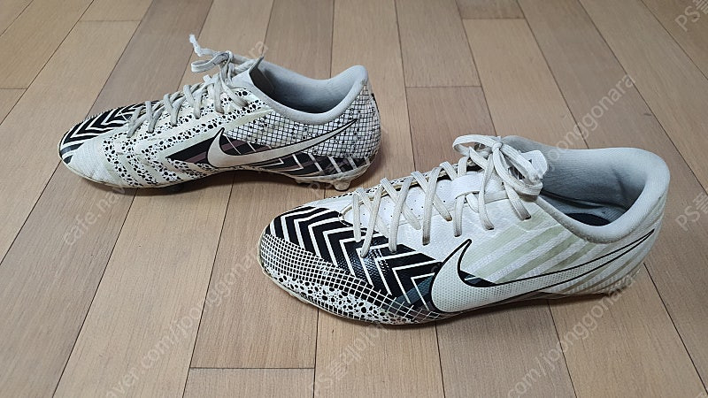 나이키 머큐리얼 베이퍼 13 아카데미 주니어 축구화 240mm 이미지