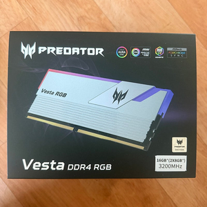 에이서 프레데터DDR4-3200 cl14 VESTA 16x2