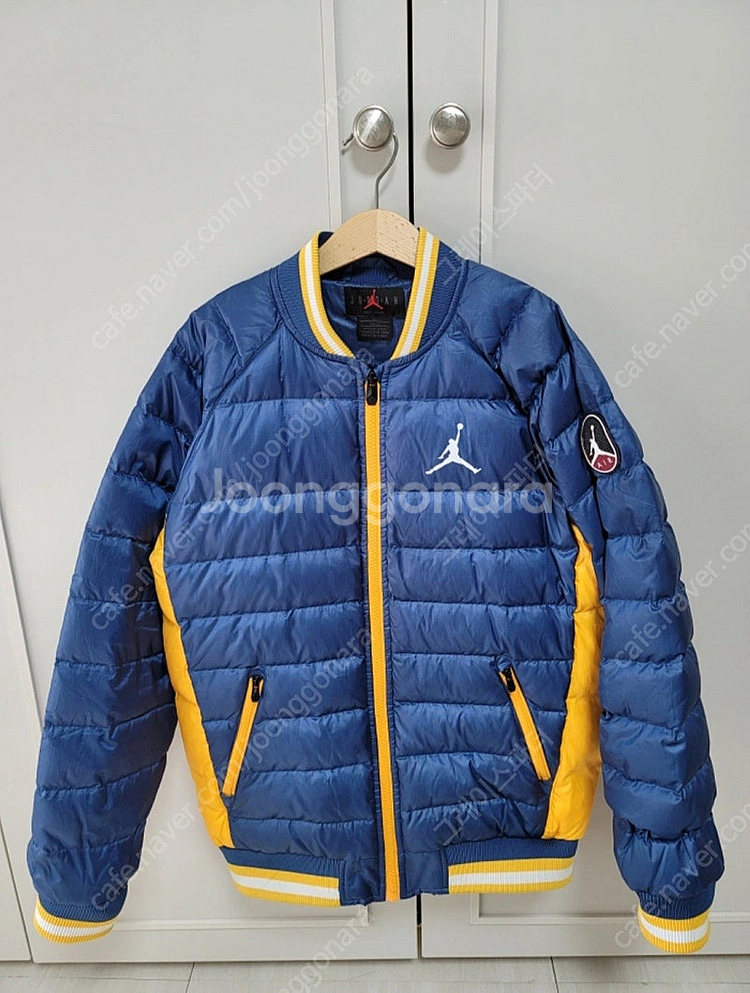 나이키 키즈 조던 오리털 점퍼 (L사이즈)--0