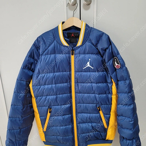 나이키 키즈 조던 오리털 점퍼 (L사이즈)