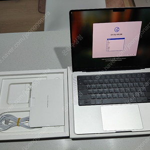맥북프로 14인치 m1pro 10c/16c 16g 1t 팝니다.