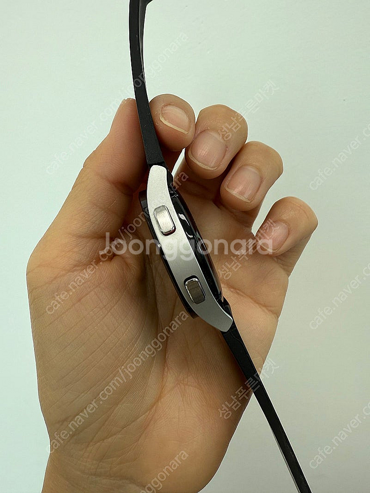 R810 갤럭시 워치4 40mm 실버 7.5만 판매합니...--2