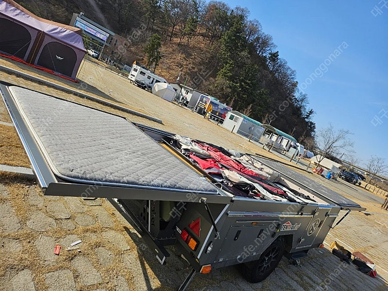 신화 T7 20년 9월식 투폴딩 텐트트레일러 입니다 이미지