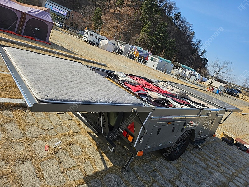 신화 T7 20년 9월식 투폴딩 텐트트레일러 입니다 이미지