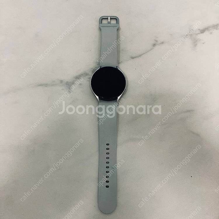 갤럭시 워치4 실버 44mm 케이블포함 매우깨끗 6만원...--0