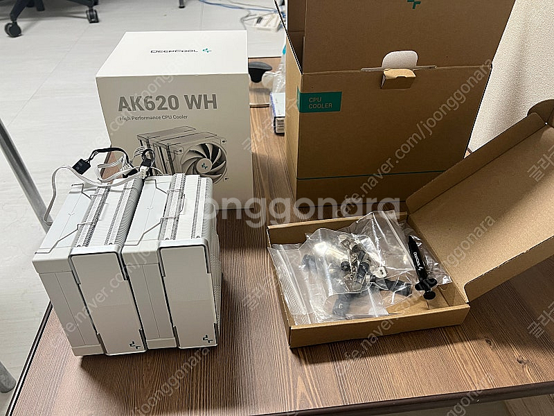 딥쿨 AK620 WH(화이트) CPU쿨러 택포 4.5만--0
