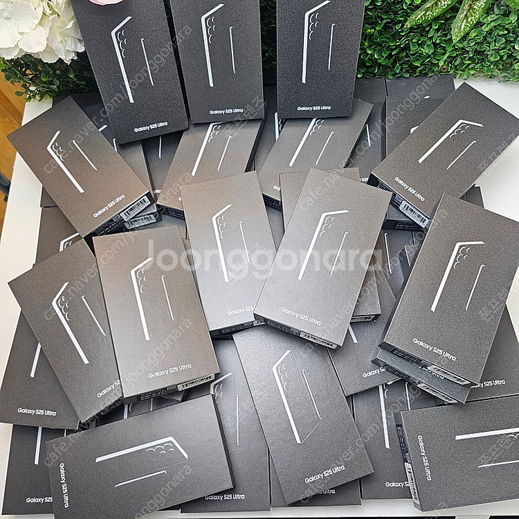 [국내 최저가 판매] 갤럭시S25울트라 512GB 자급제 미개봉 새제품 팝니다.--1