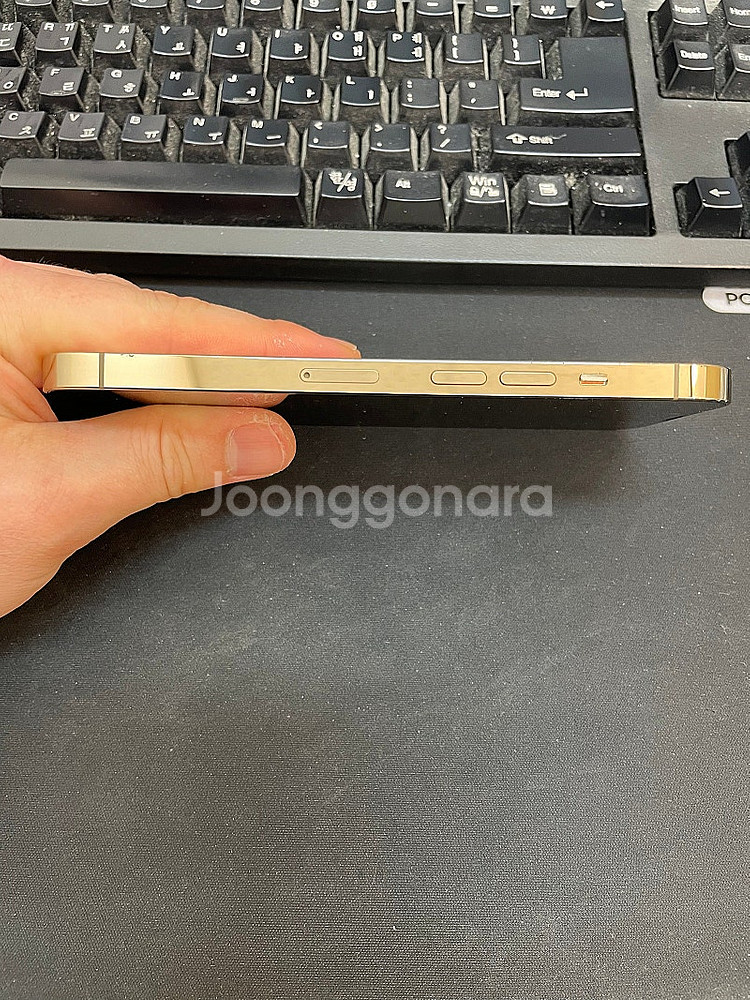 아이폰13프로 골드 128GB 상태좋은 중고54만팝니다--6