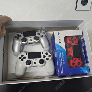 플스4 500g + 게임7개 + 컨트롤러3개
