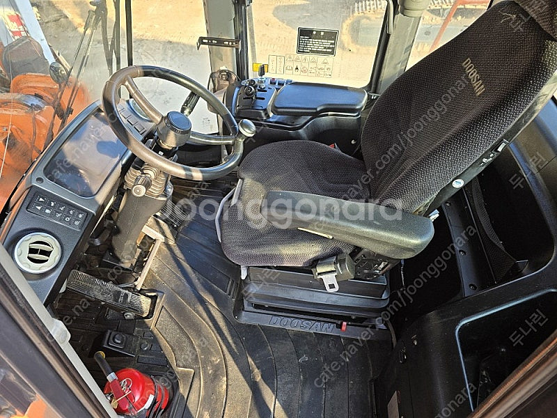 페이로더 두산 DL550-5 6.4루베 33톤급 201...--8