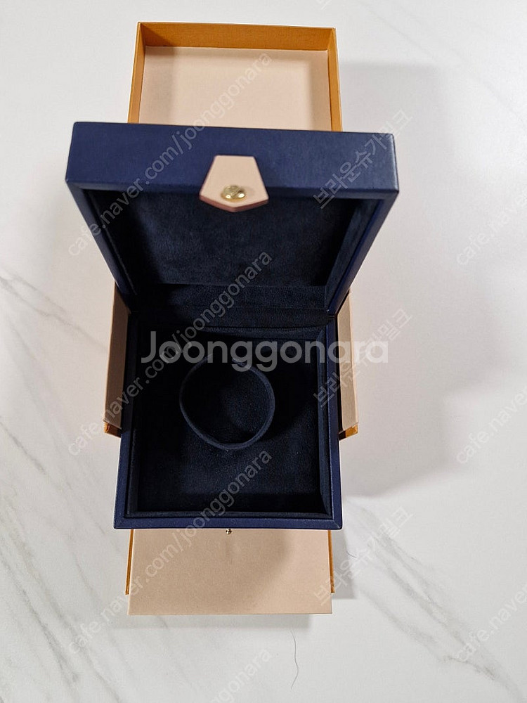 루이비통 팔찌케이스 박스 쇼핑백팝니다 (택포)--1