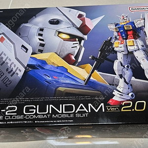 RG 퍼스트 건담 2.0 팝니다. (미개봉)