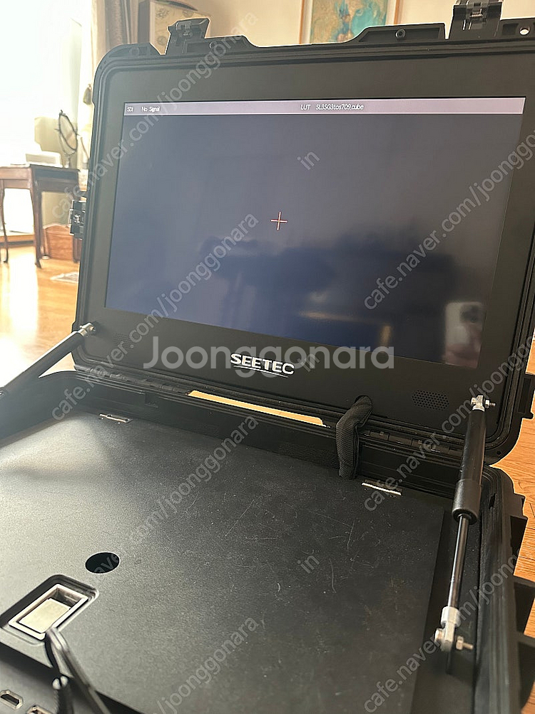 Wpc215 21.5인치 디렉팅 모니터 (포터블)--0