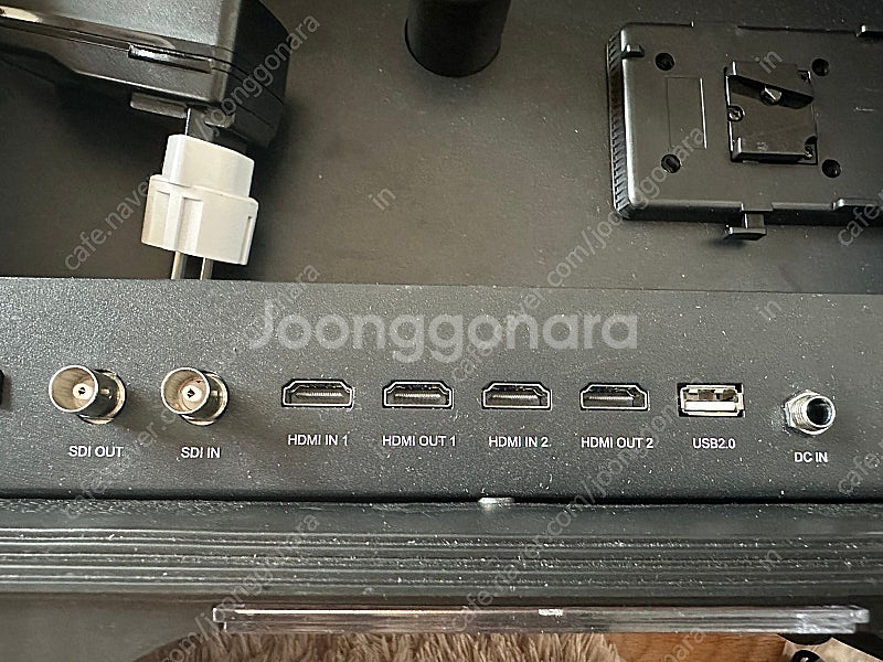 Wpc215 21.5인치 디렉팅 모니터 (포터블)--2