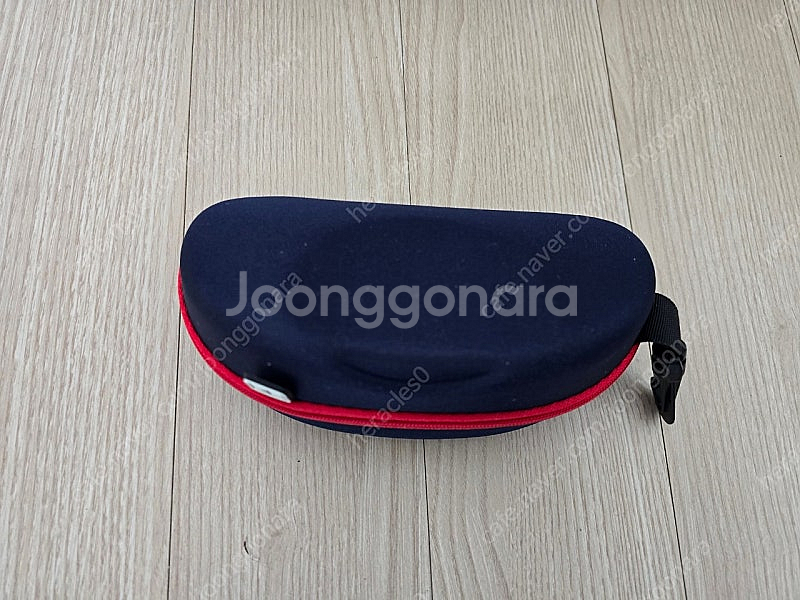 PGA TOUR G1 고글팝니다. 네이비--1