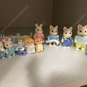 실바니안 인형&가구 일괄 9000원에 판매합니다.