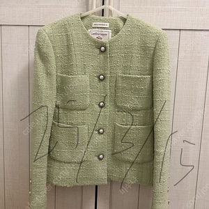 쎄모먼 헤일리 cemoment hailey tweed jacket 36 사이즈 팝니다.