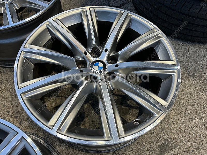 티볼리 코란도c bmw520d G30 럭셔리 순정 18...--7