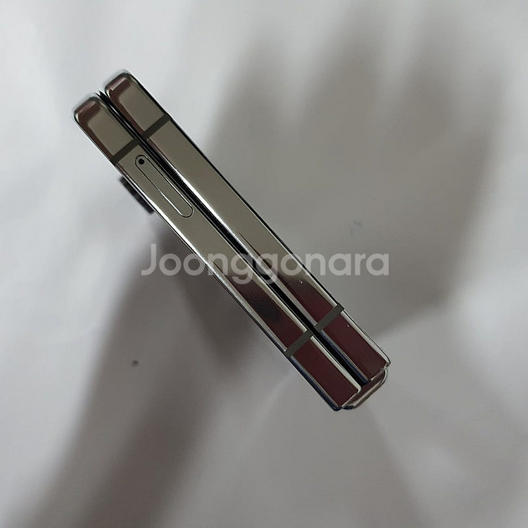 갤럭시 Z플립5 512GB // 새것 센터 리퍼했던 기계 48만--6