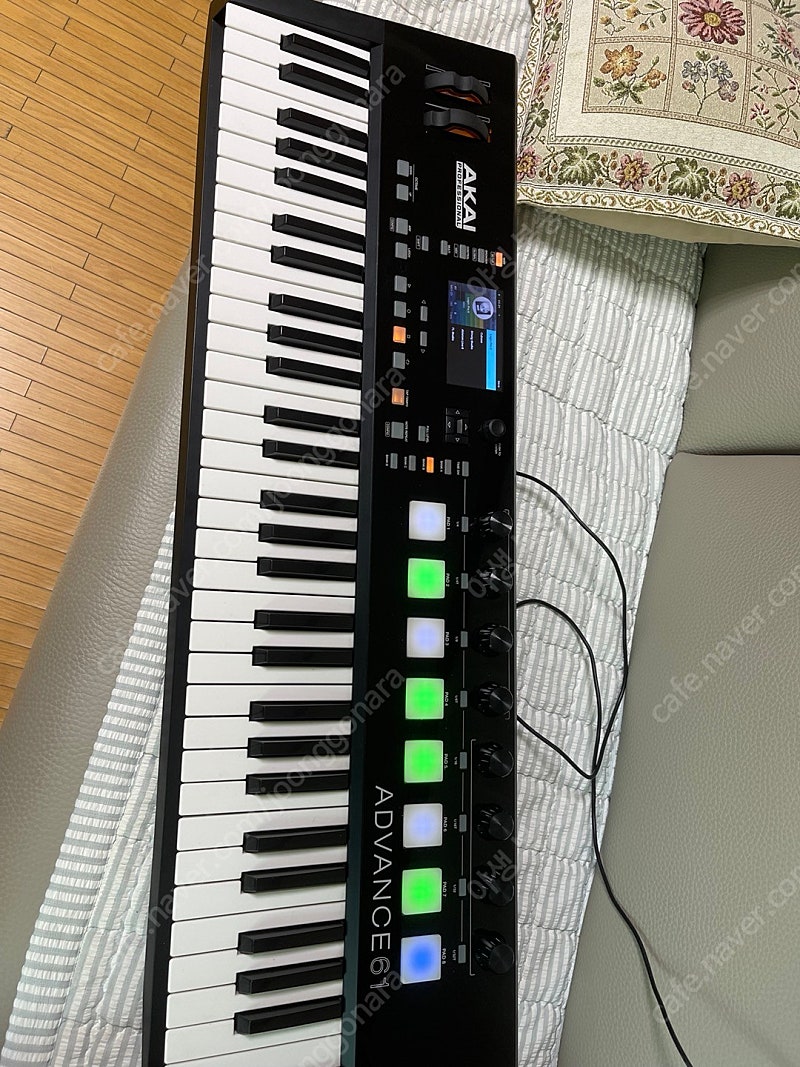 아카이 미디건반 어드벤스 mpk 61